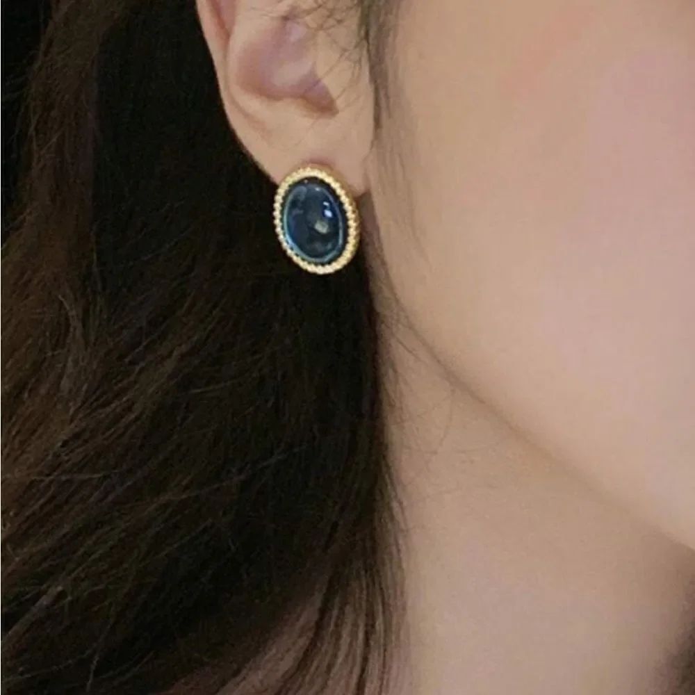 Blue Oval Earrings S1303